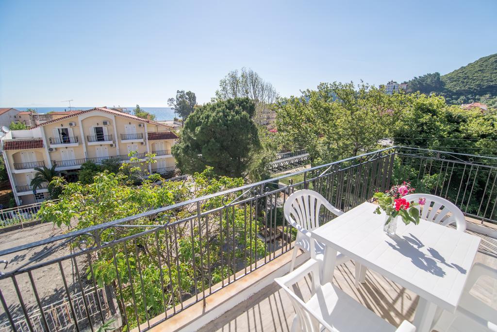 Maria Parameriti Apartments Порос Экстерьер фото